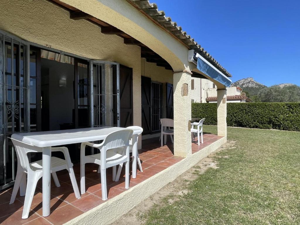 3 bedroom holiday home near the beach - 3