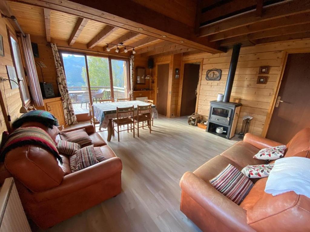 Chalet spacieux de 130 m² à Crest-Voland avec navette skieur - FR-1-733-182 - 2