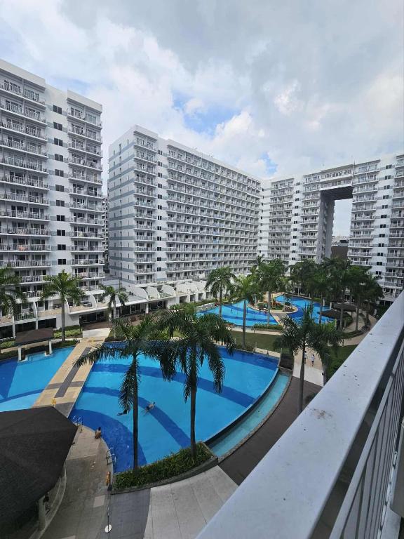 Shell Residences Mall of asia Pham, Manila from $45