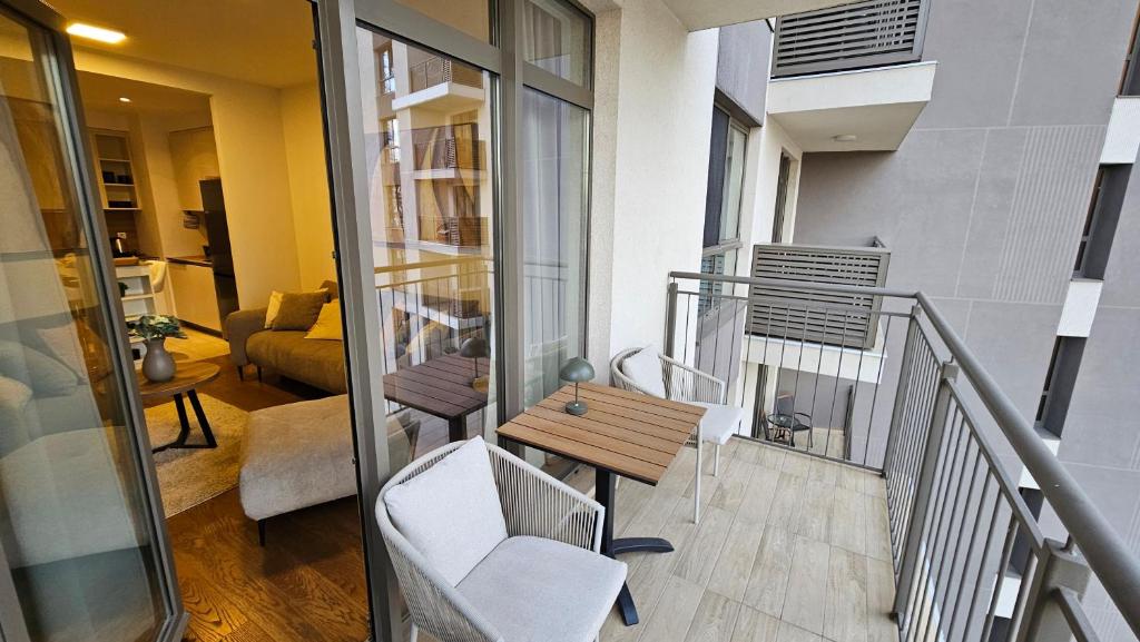 Downtown Belgrade Hostel and Apartments - 4