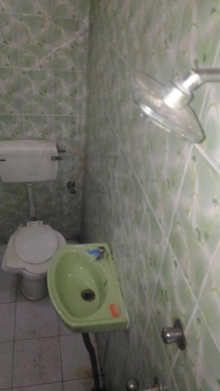 Goldy Guest House photo