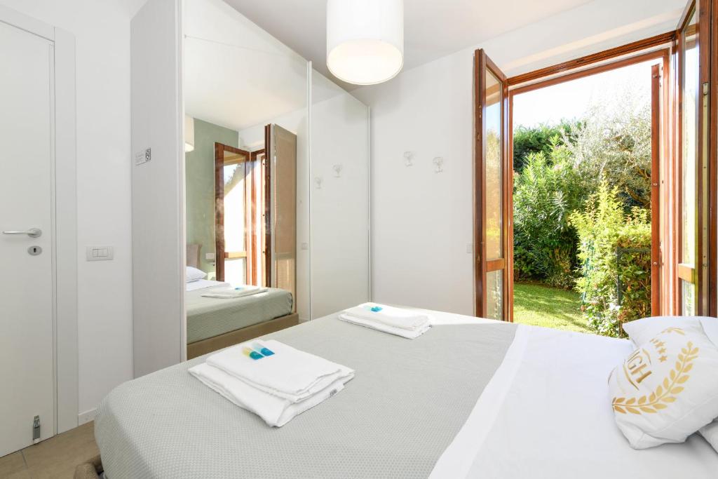 MGH - Sirmione Lake & Pool - 3