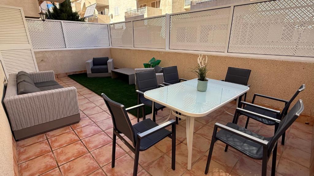 Piso con AC, piscina y pista de pádel y tenis en Águilas - 3