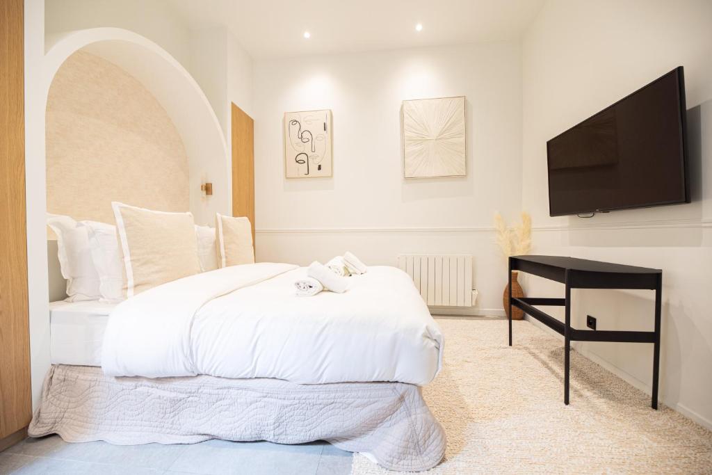 Cozy studio - upper Marais - 2
