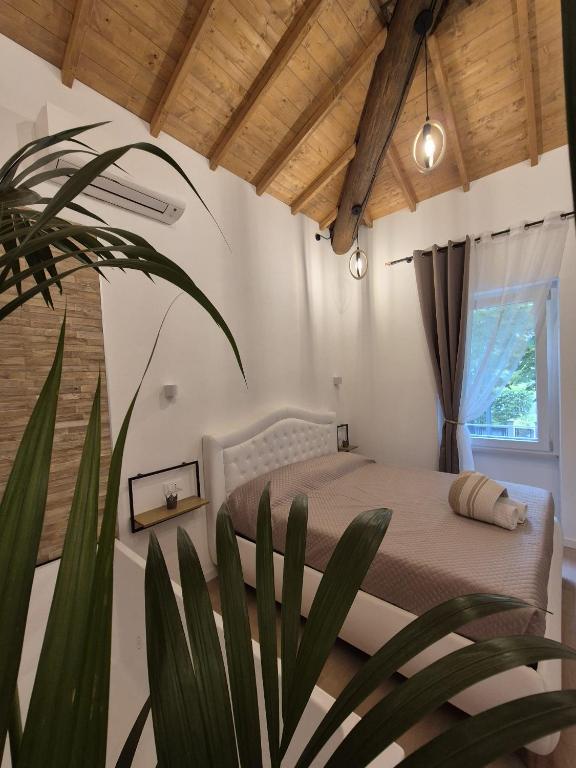 Lovely Suite, Villa Joy Verona , Luxury Romantic Suite with Jacuzzi, City Center - 3