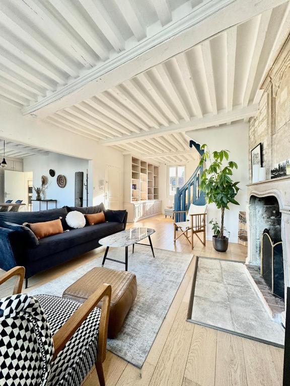 Triplex de charme - vue toits - hypercentre Caen - 1
