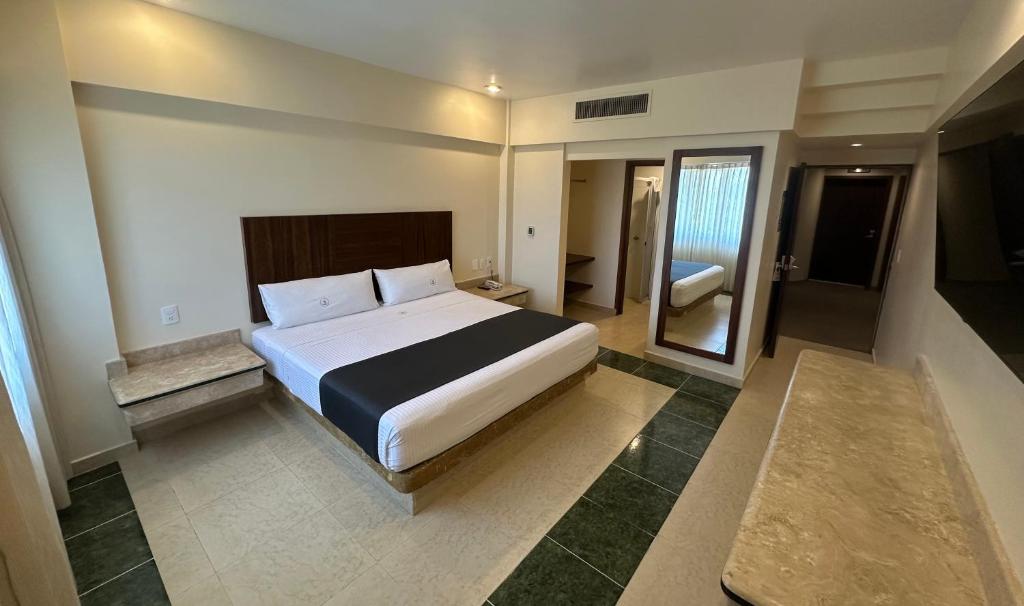 Hotel Real Del Sol - 2
