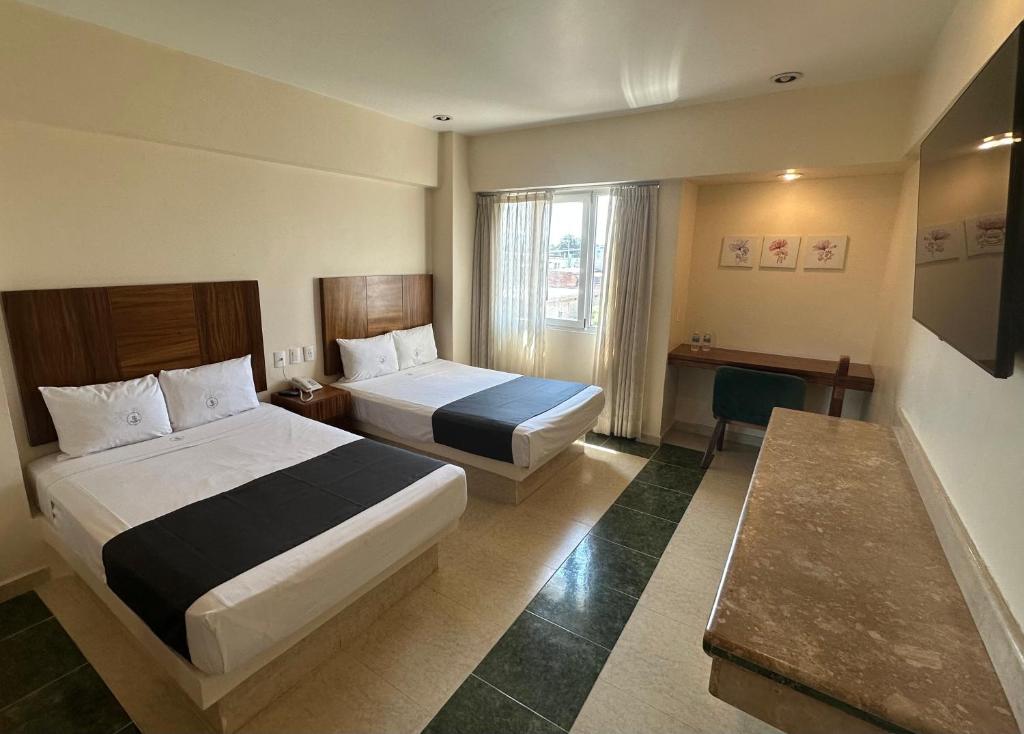Hotel Real Del Sol - 4