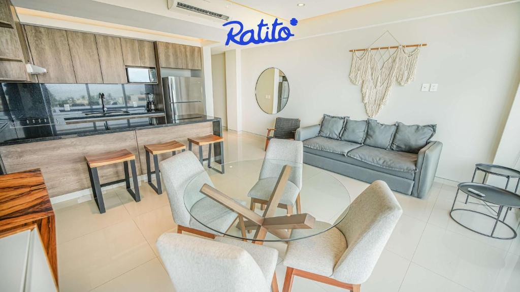 4B Torre KU 2BR Sofa OceanViews Private Balcony - 3