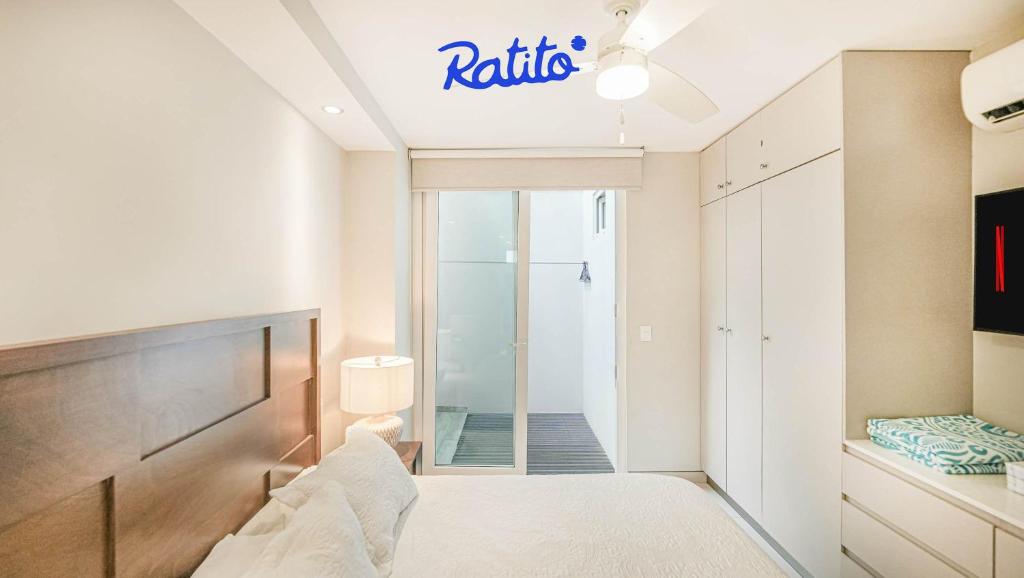 PBB Torre KU Amazing 1BR APT Sofa Bed Balcony - 4