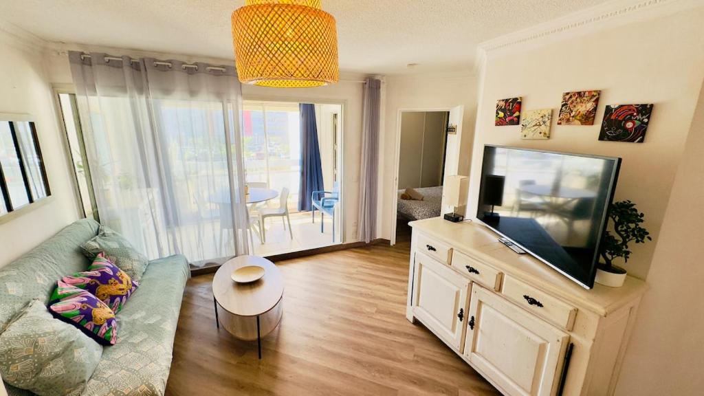 Logement entier - Idéalement situé - 4