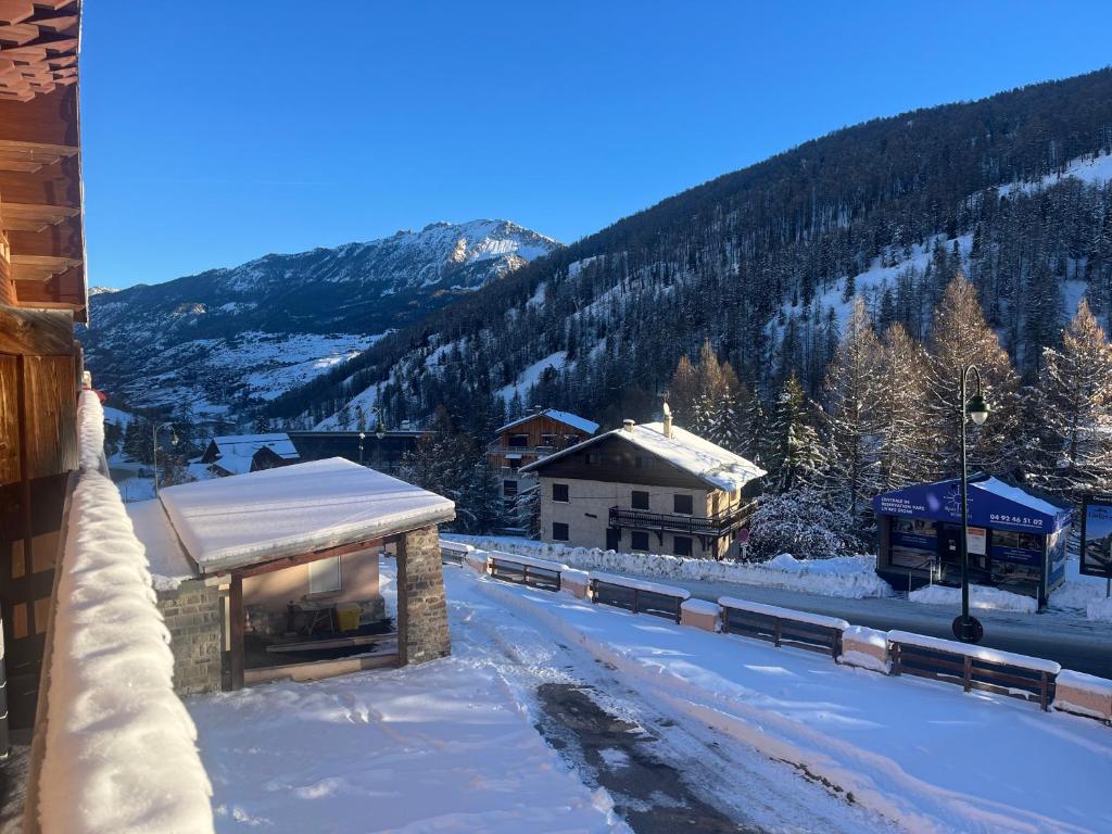 Appartement centre Vars les Claux 150 m des pistes - 4