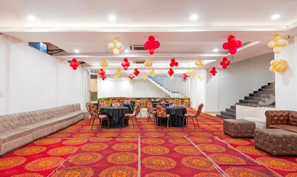 タウンハウス セクター 30 ニア ボタニック ガーデン オブ インディアン リパブリック (Townhouse Sector 30 Near Botanic Garden of Indian Republic) 宴会場