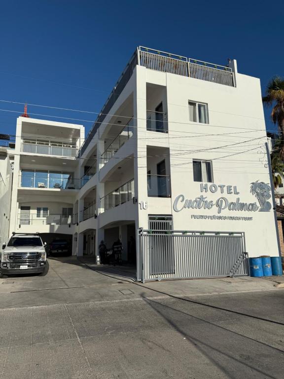 Hotel Cuatro Palmas - 1