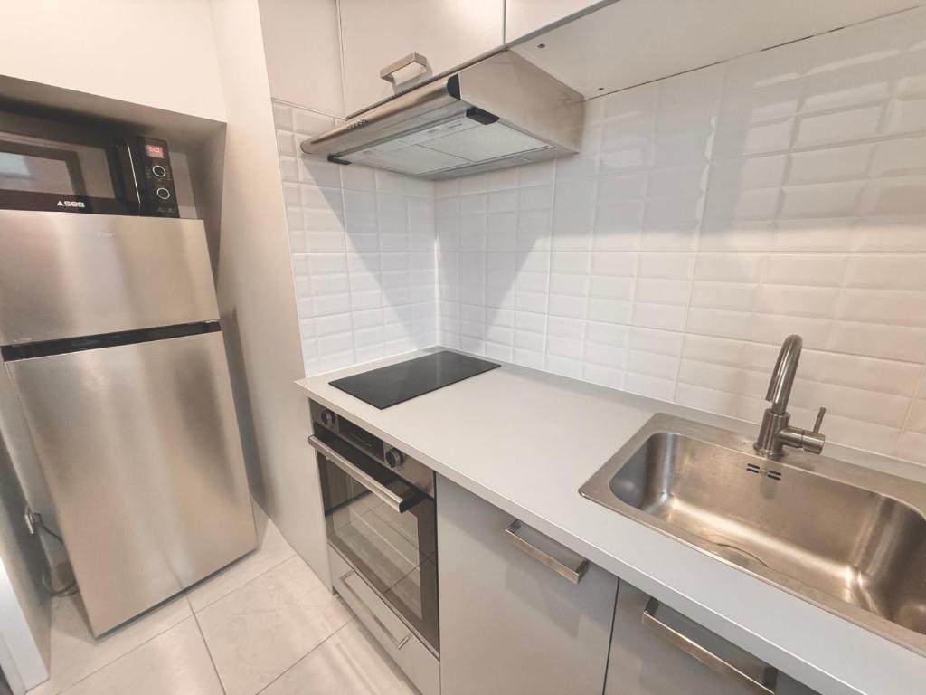 2 Bedrooms, TV & Wifi - 5