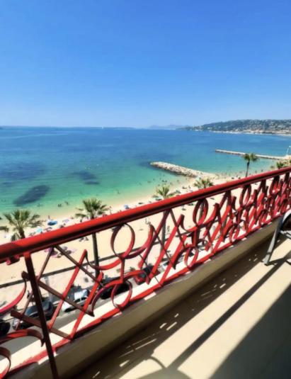 Sea front studio in Juan-les-Pins - 1