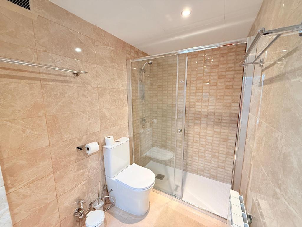 Lloret de Mar Coastal Retreat Just Steps from the Beach - 5