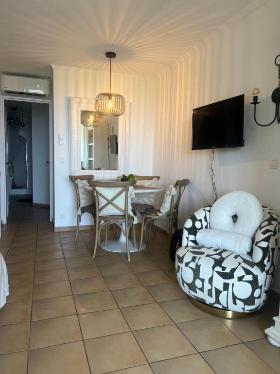 Superbe appartement les Restanques du golfe de Saint tropez - 4