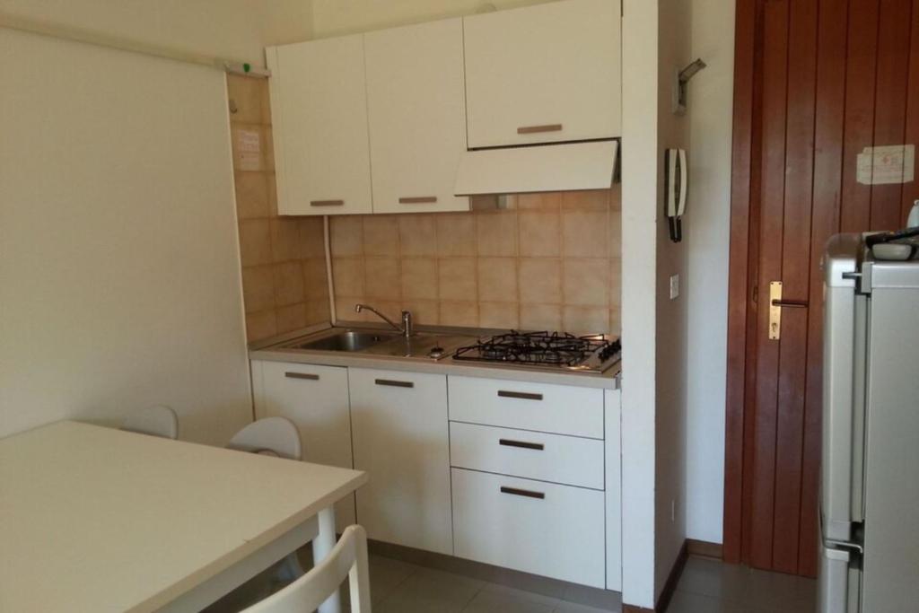 Bright sea front apartment with terrace-Beahost - 5
