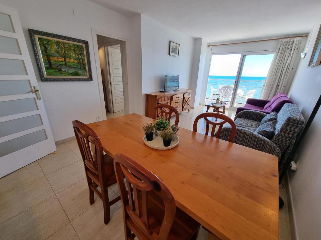 Apartamento en L'Escala con terraza y piscina, cerca de la playa - HISP-236-97 - 4