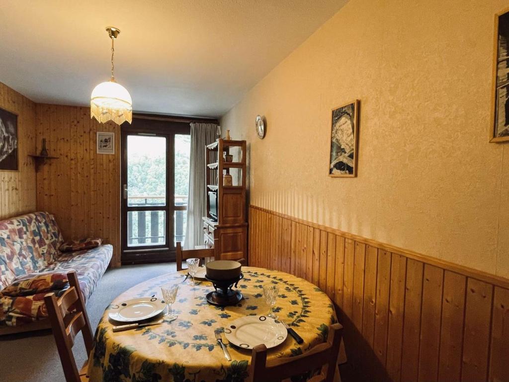 Charmant Appartement avec Wifi au Cœur des Menuires - FR-1-852-13 - 2