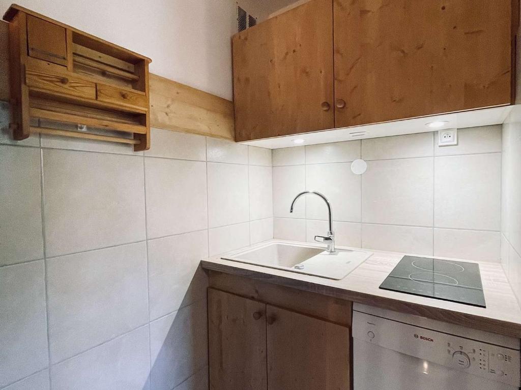 Charmant Appartement avec Wifi au Cœur des Menuires - FR-1-852-13 - 4