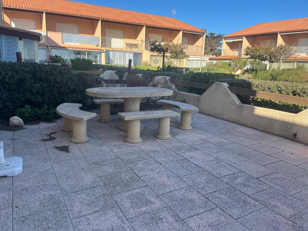 Gruissan : T3 RDC 4/5 pers, Piscine & Parking privé - FR-1-796-93 - 2
