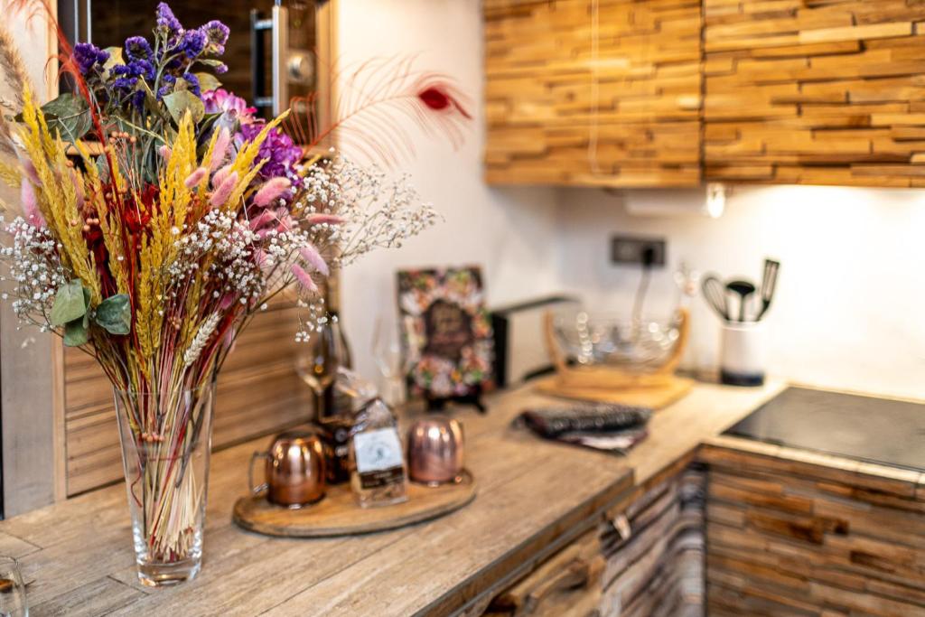 Secret Oasis in Bastille - Luxury & Serenity - 4