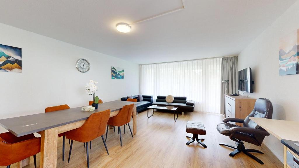 Großzügige 3 Schlafzimmer Wohnungen in Davos Bergblick zentral - 1