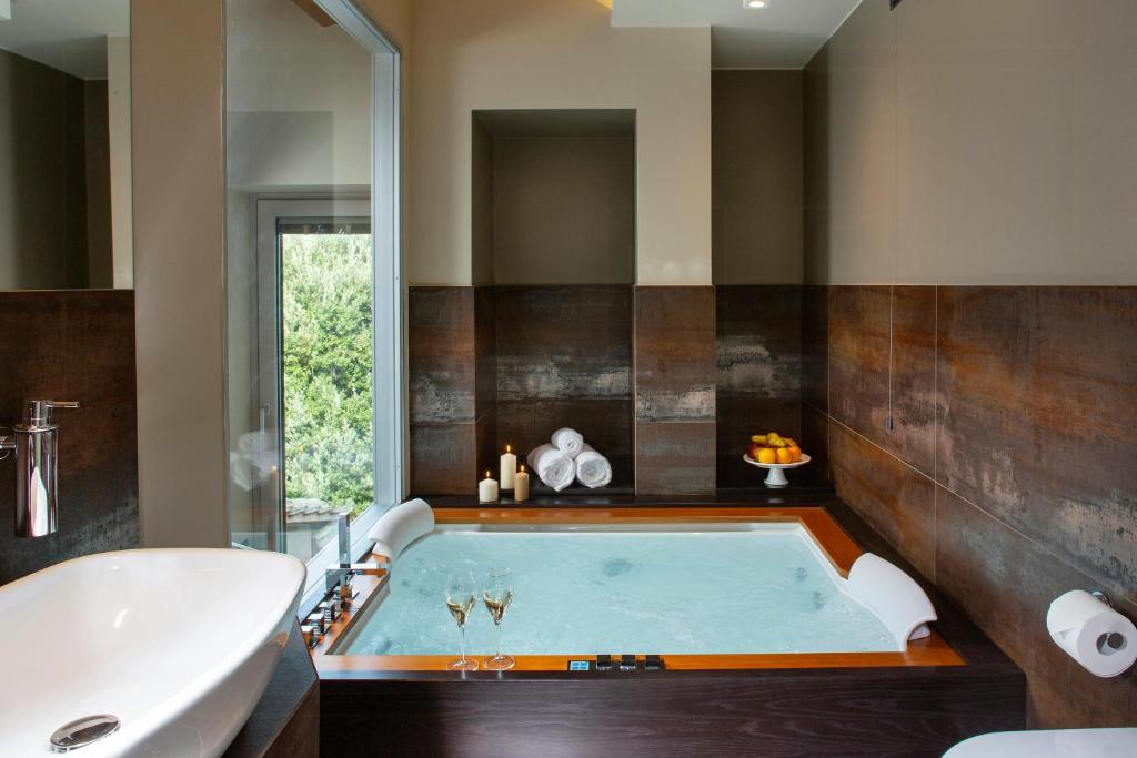 Designer Apartment Overlooking Assisi Valley - 4