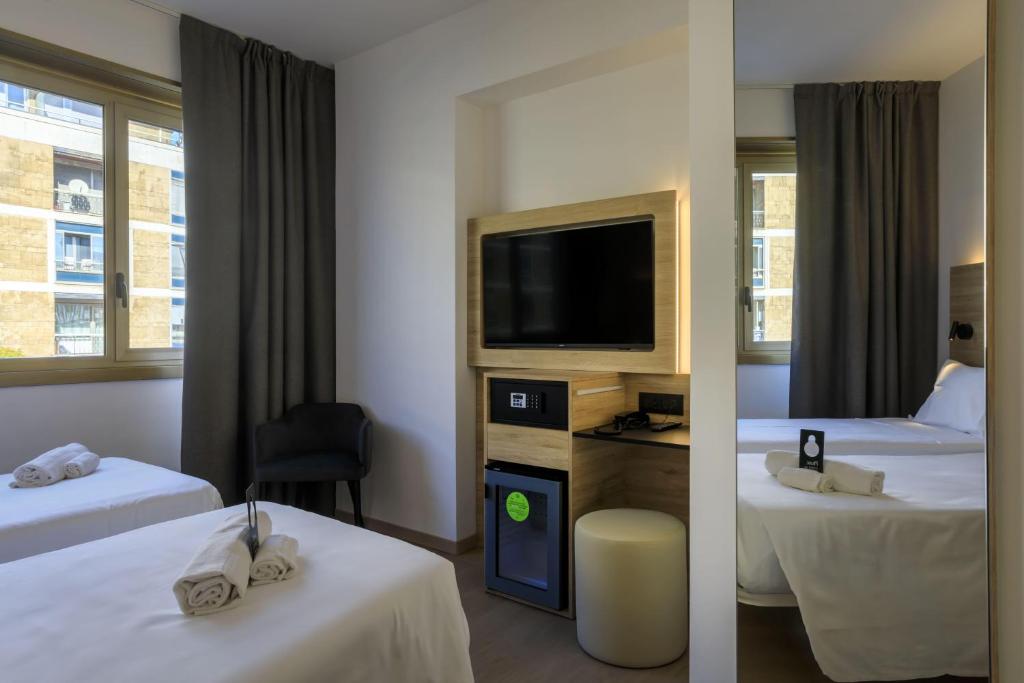 B&B HOTEL Catania City Center — Pokoje in Katania, Sycylia