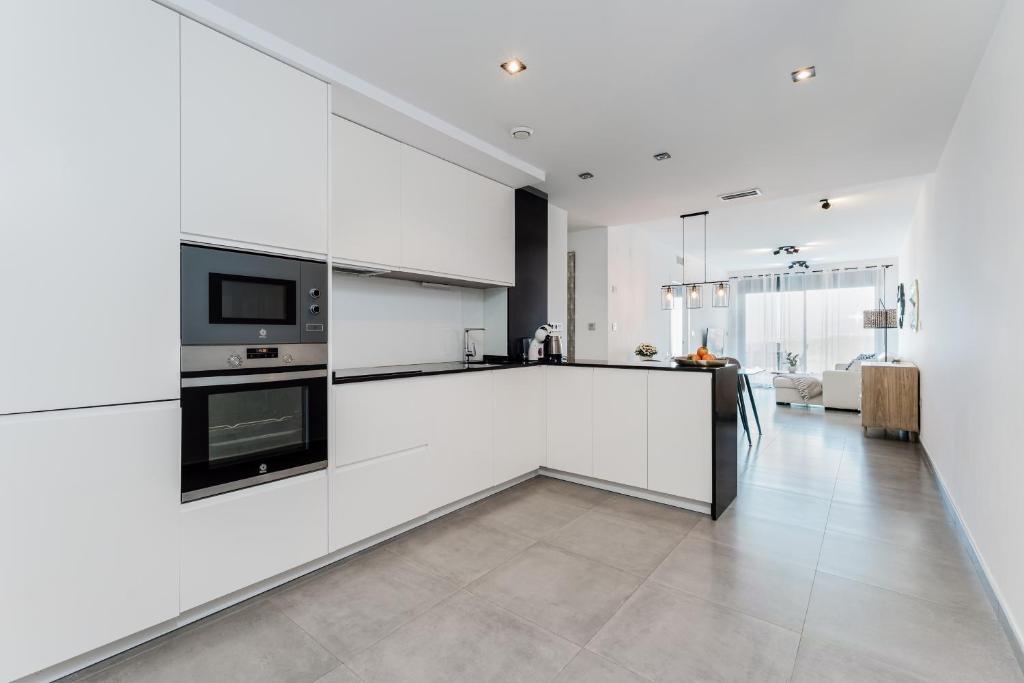 Modern Sea View Apartment - 2