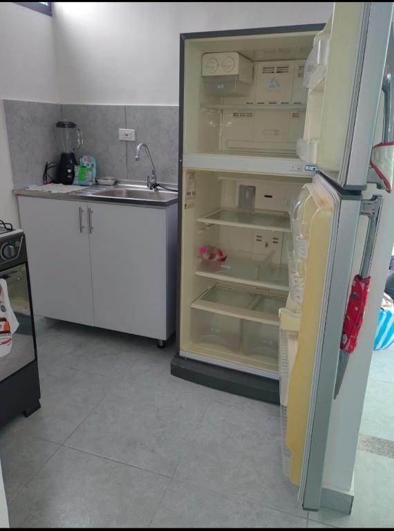 Conjunto residencial reina santa Isabel - 3