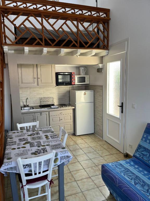 appartememt pres de la mer avec terrasse n1 - 2