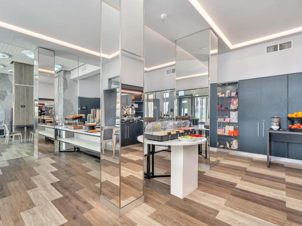 ビーアンドビー ホテルズ パーク ホテル スイス サンタ マルゲリータ リグレ (B&B Hotels Park Hotel Suisse Santa Margherita Ligure) レストラン