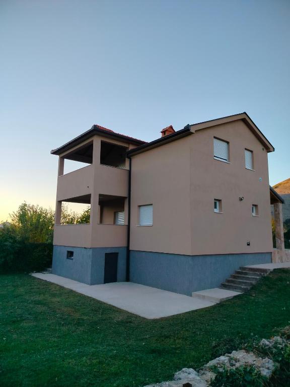 M&M Trebinje - 2