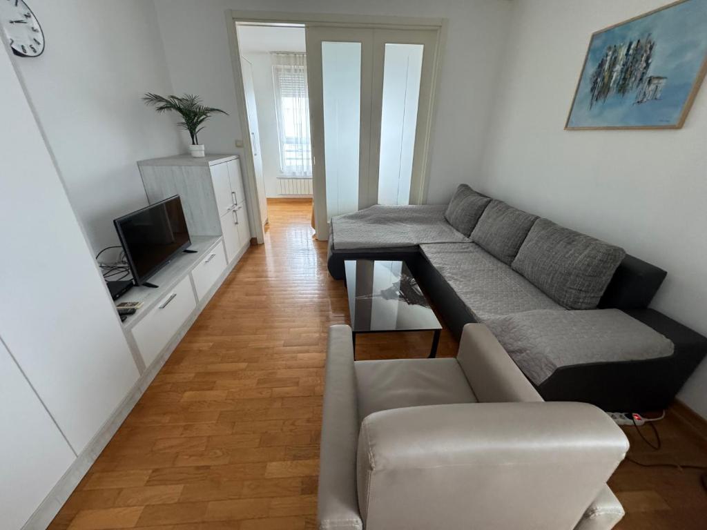 Apartment Zumbul 85 - 1