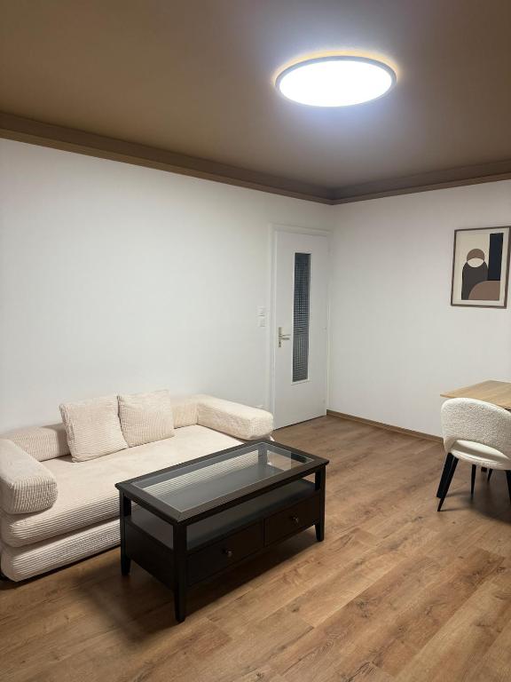 Newly renovated Private Parking Wifi in Mulhouse - 3