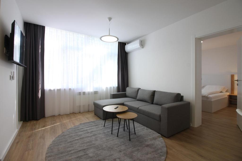 Joy Apartment - 4