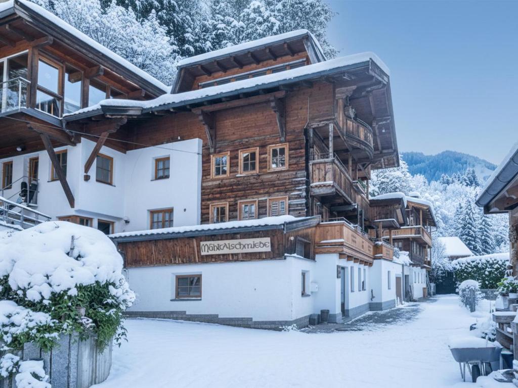 Zur Alten Schmiede - 1