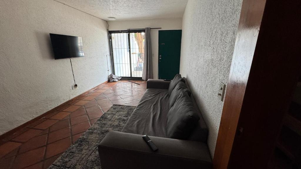 Casa en Providencia, 4 cuartos, Estacionamiento - 1