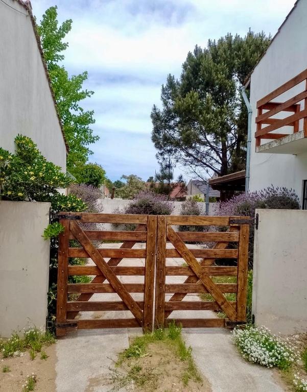 Triplex Las Lavandas en Mar del Tuyú - 1