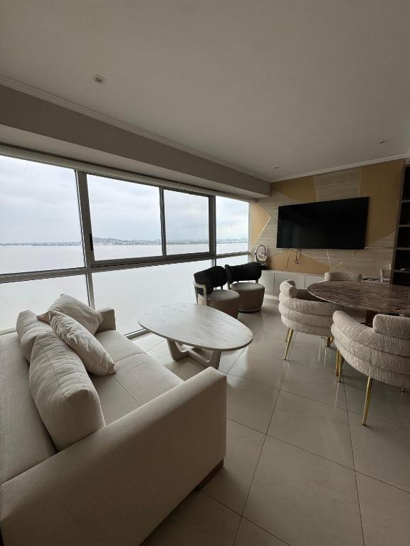 Puerto santa Ana Guayaquil - 1