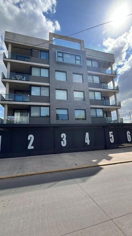 Moderno departamento - 4