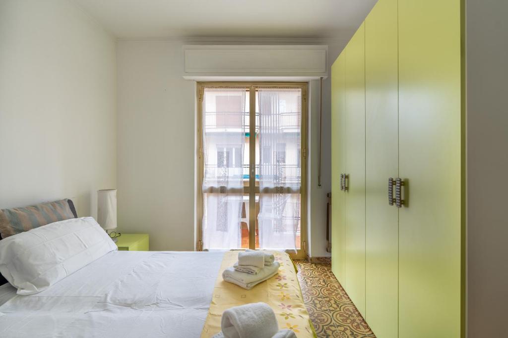 Andora,7 guests, Terrace, Walk to beach - 3