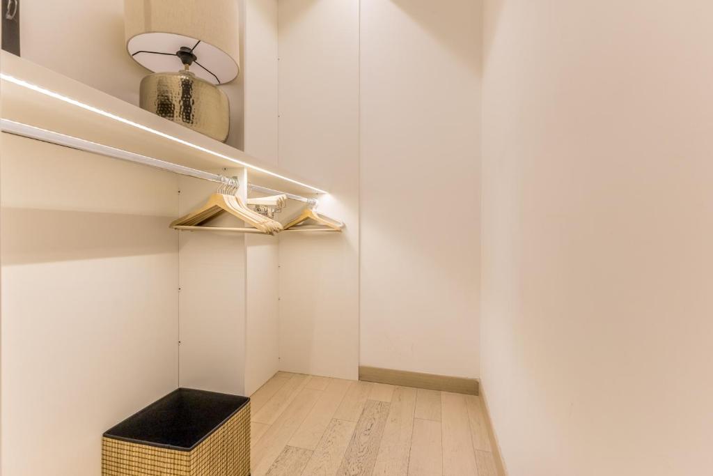 Casa Malupa A2 Luxury Apts Colosseum Monti - 3