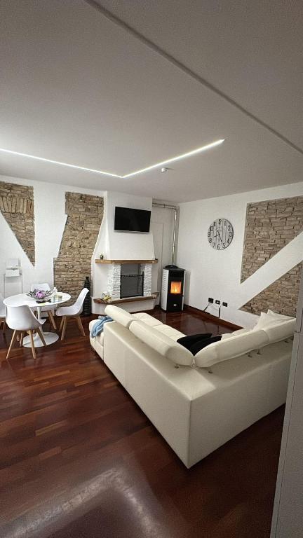 APPARTAMENTO LAKE GARDA ibiscus di Francia - 1
