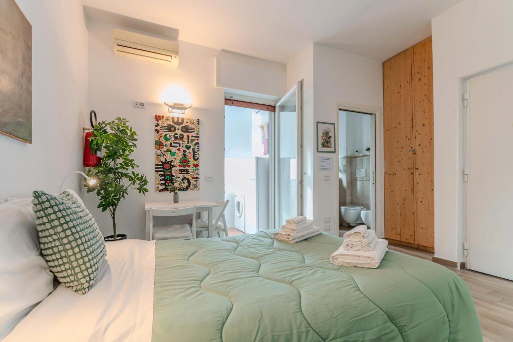 Loft Corso Trieste Free parking & Kitchen - 2
