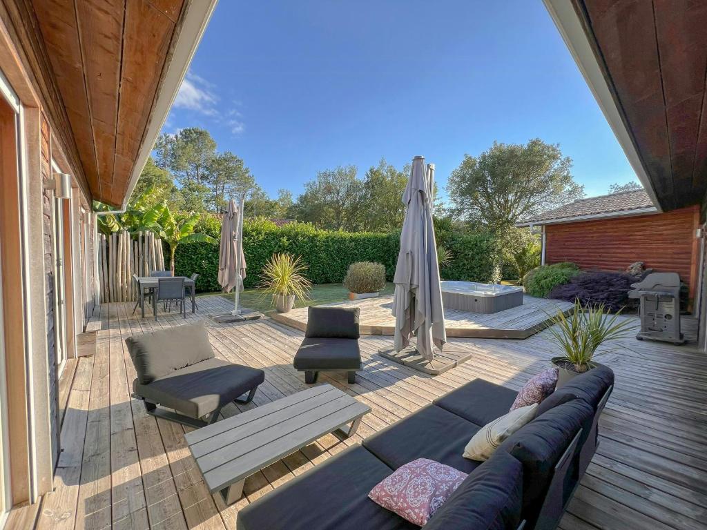 Contemporary House Near Landes Beaches - 3