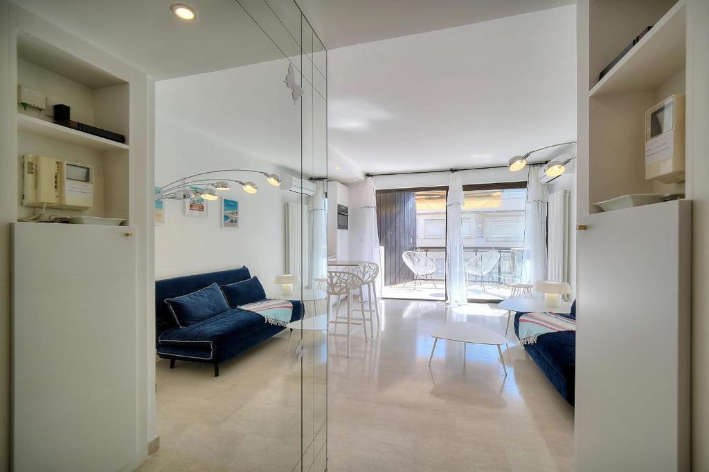 REF 1745 - Cannes Center - Studio for rent - 5